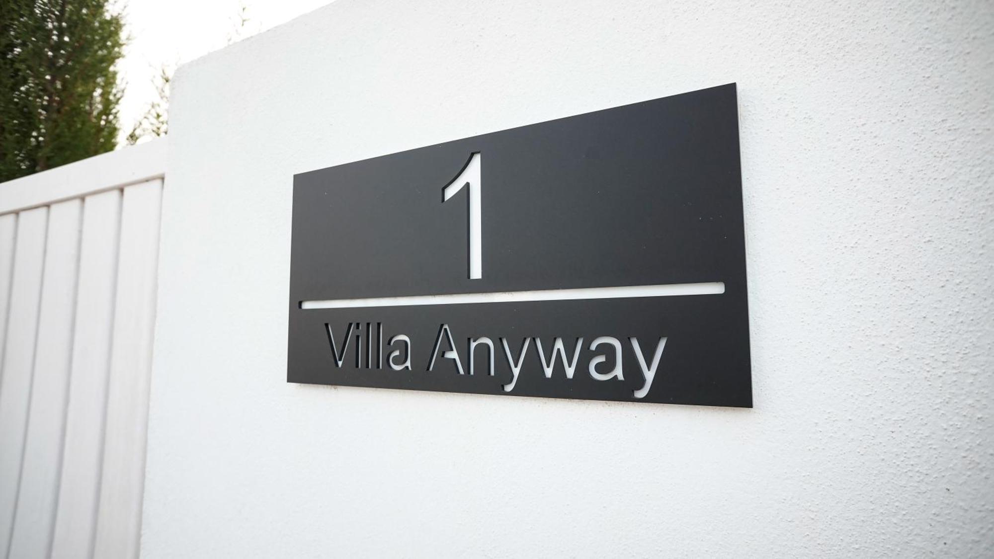 Villa Anyway Conil Un Lujo Frente Al Mar Conil De La Frontera Exteriör bild