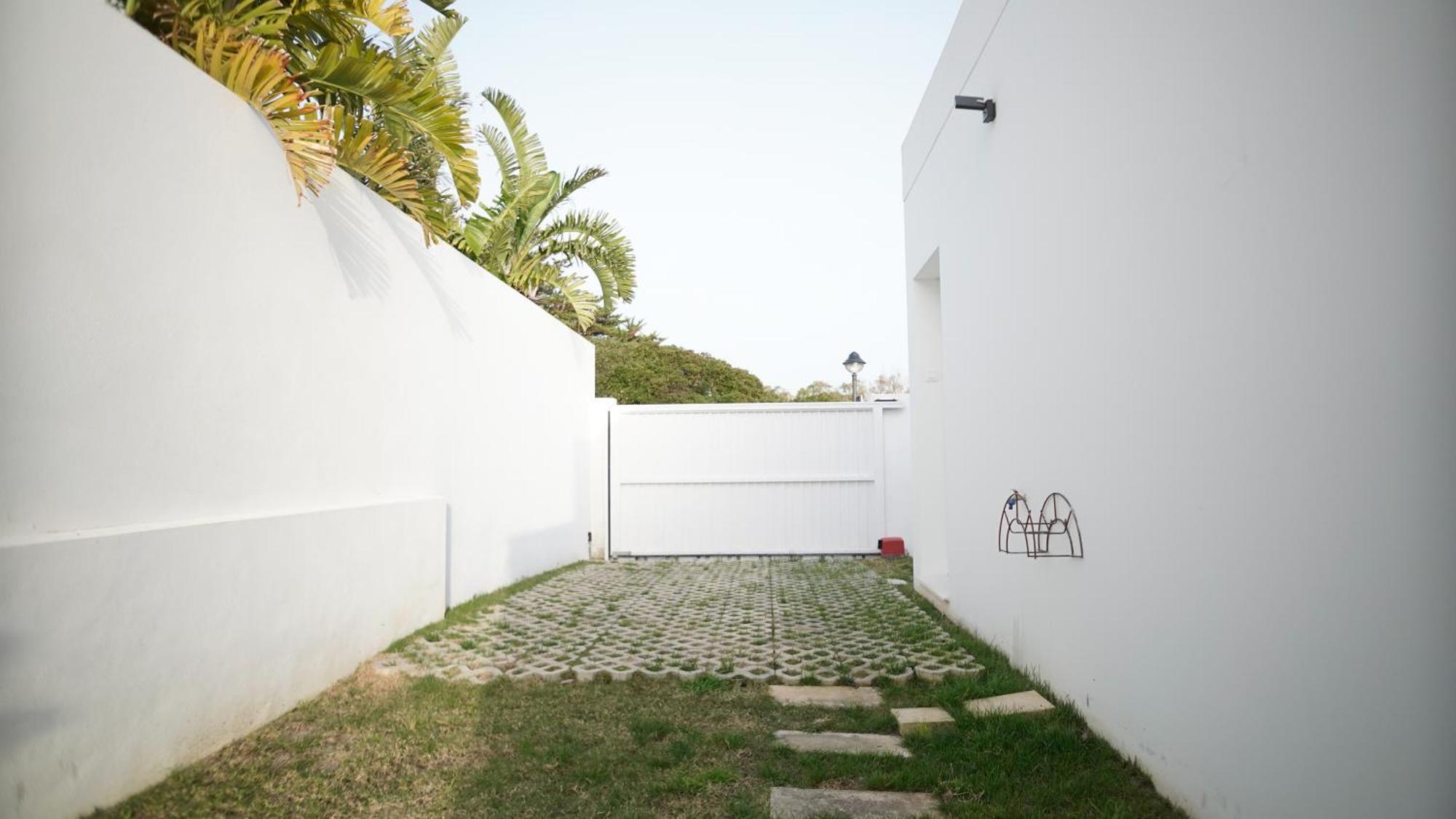 Villa Anyway Conil Un Lujo Frente Al Mar Conil De La Frontera Exteriör bild
