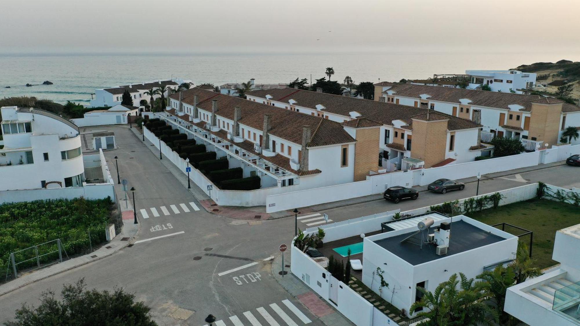 Villa Anyway Conil Un Lujo Frente Al Mar Conil De La Frontera Exteriör bild
